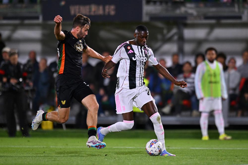 火记：谢泼德已锁定未来首发位置，他让火箭更愿交易未来首轮